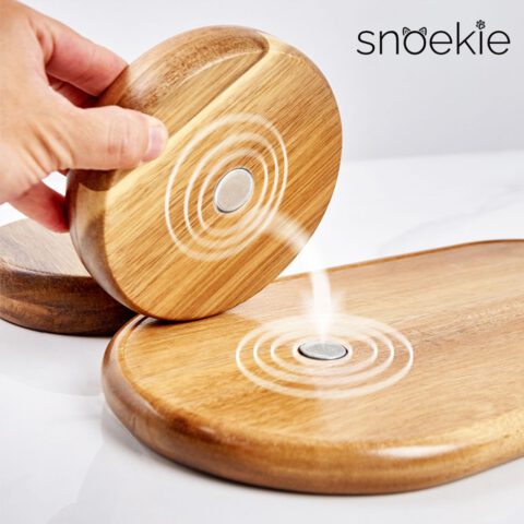 snoekie Erhöhtes Porzellan-Doppelnapfset mit Holzständer – 36.5×19×11 cm, Schrägdesign, Spülmaschinenfest, Hochtemperaturgebrannt
