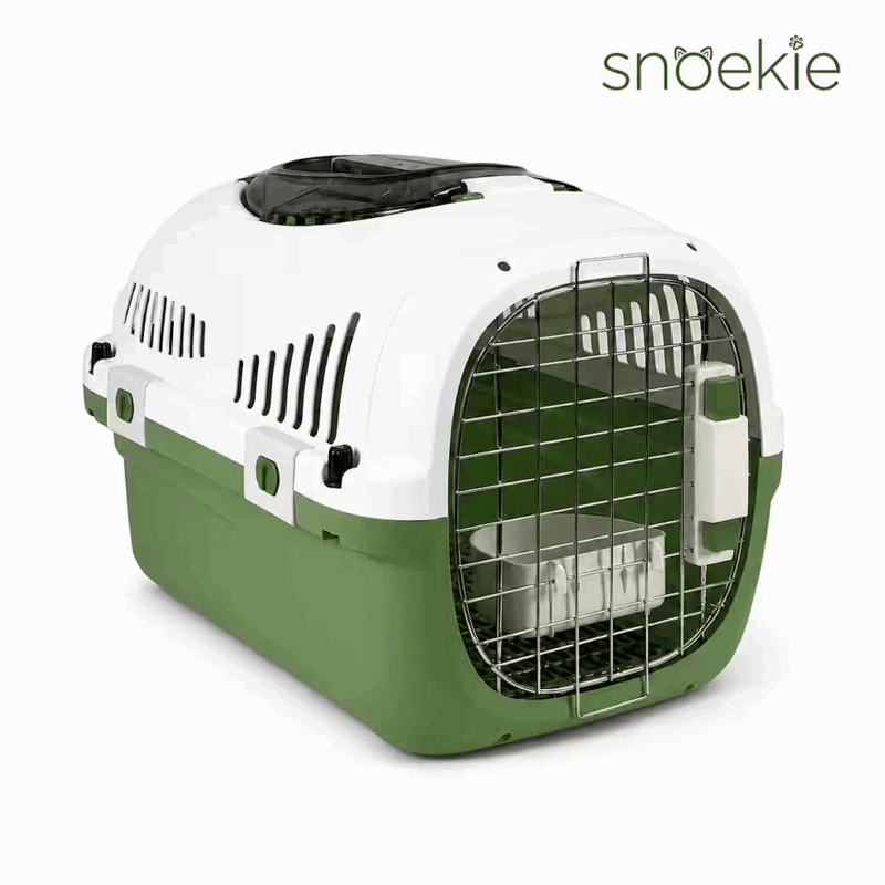 17a2b0e2-85f4-4045-b17b-a212ca1092ac_1040x1040.png SNOEKIE Haustier Transportbox für Katzen & kleine Hunde – Robuste Tierbox mit aufklappbarer Dachöffnung am Tragegriff, Sichere Metalltür, Leicht & Stabil, Ideal für Auto, Reisen & Tierarzt Grün
