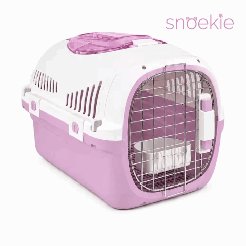 2cd07cae-d46e-4361-af4d-4f06f4aefa79_1040x1040.png SNOEKIE Haustier Transportbox für Katzen & kleine Hunde – Robuste Tierbox mit aufklappbarer Dachöffnung am Tragegriff, Sichere Metalltür, Leicht & Stabil, Ideal für Auto, Reisen & Tierarzt Lila