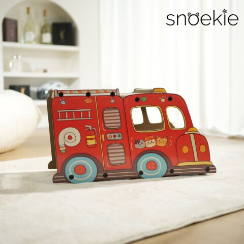 SNOEKIE Feuerwehr Katzen Kratzhaus aus Wellpappe und MDF, 55 x 23 x 30 cm, Katzenhöhle mit Kratzbrett, stabiler Katzenkratzer im Feuerwehr-Design, 1,9 kg