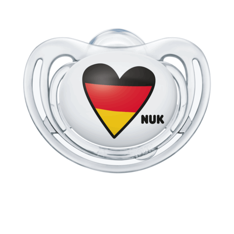 NUK Fussball Herz Schnuller 6-18