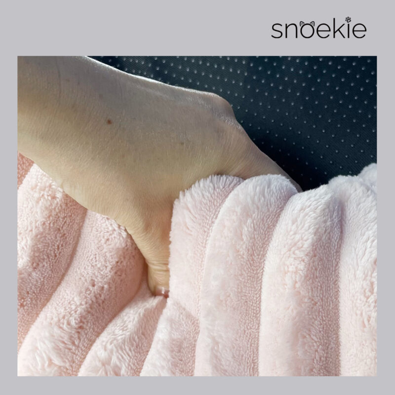 8.1 Snoekie Hundebett Sharie