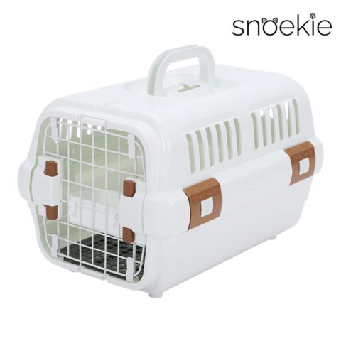 SNOEKIE Premium Transportbox vereint modernes Design, hochwertige Materialien und durchdachte Funktionalität – ideal für den sicheren und komfortablen Transport von Haustieren.